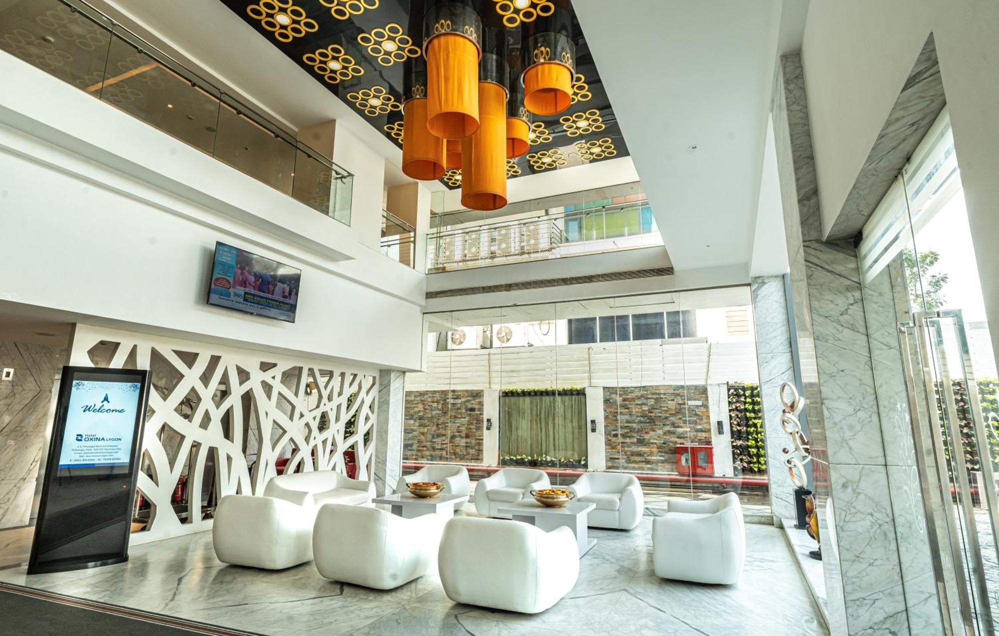 Hotel Oxina Lygon Tiruchirappalli Buitenkant foto