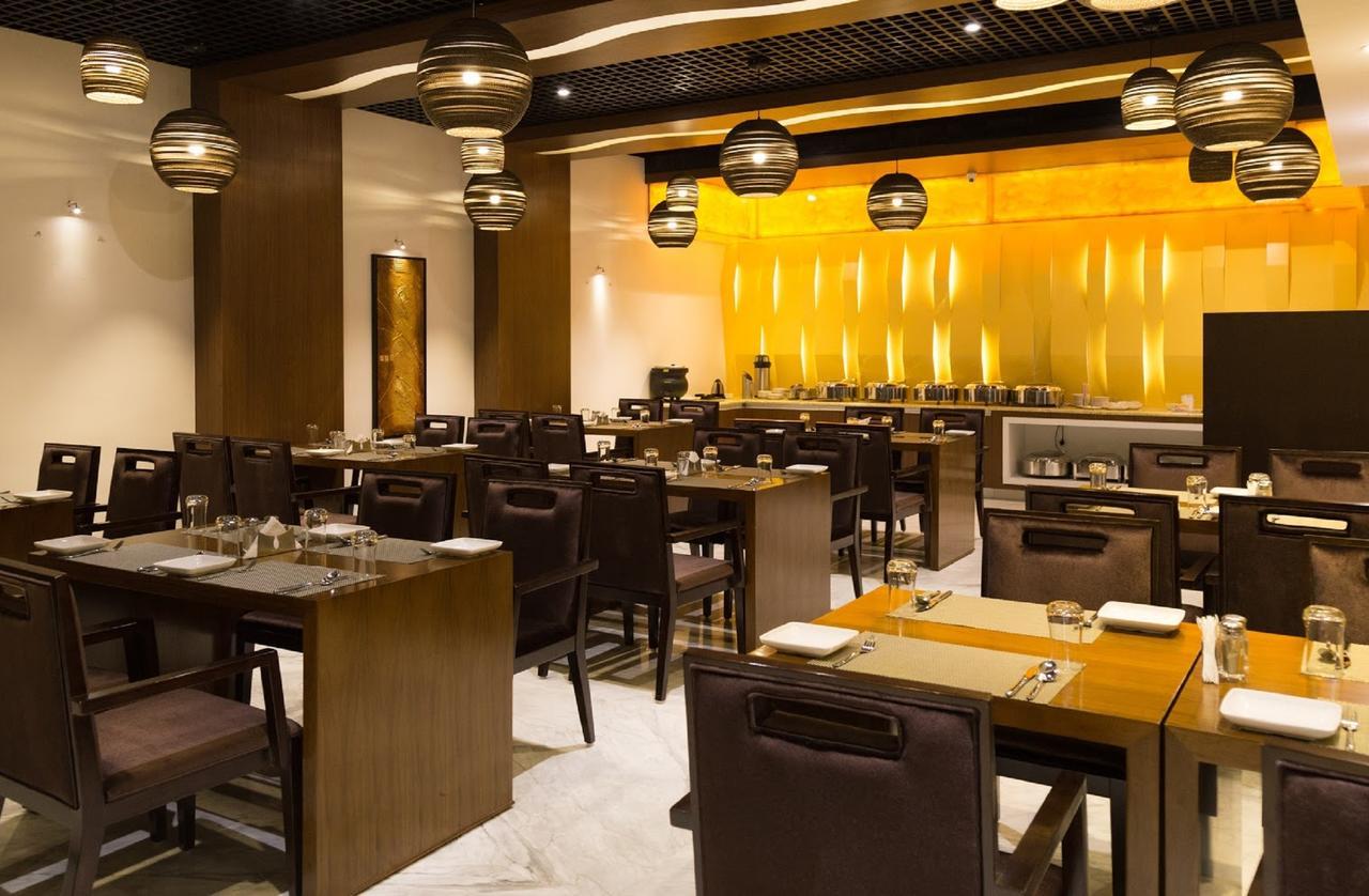 Hotel Oxina Lygon Tiruchirappalli Buitenkant foto