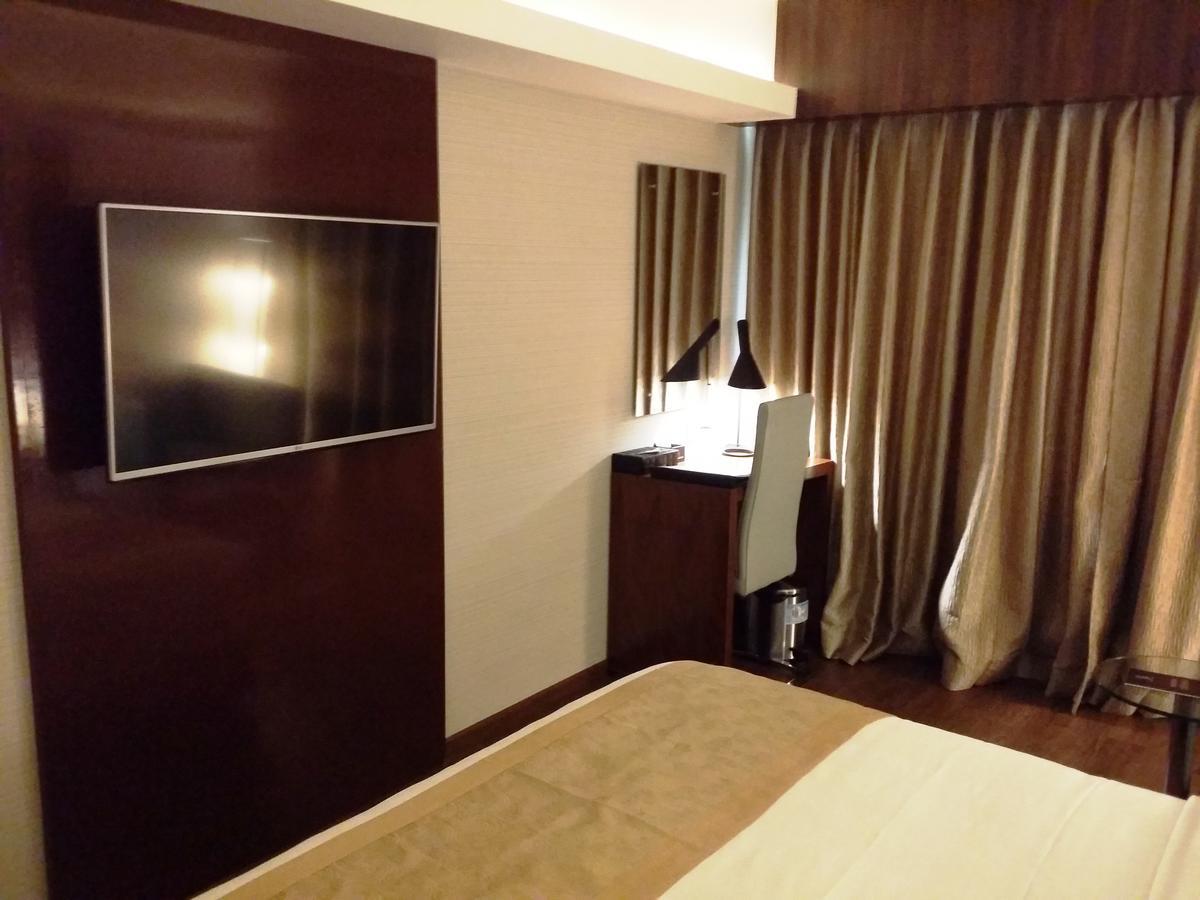 Hotel Oxina Lygon Tiruchirappalli Buitenkant foto